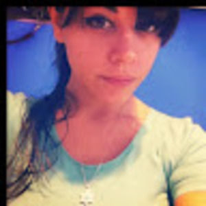 Meet your Posher, Claire